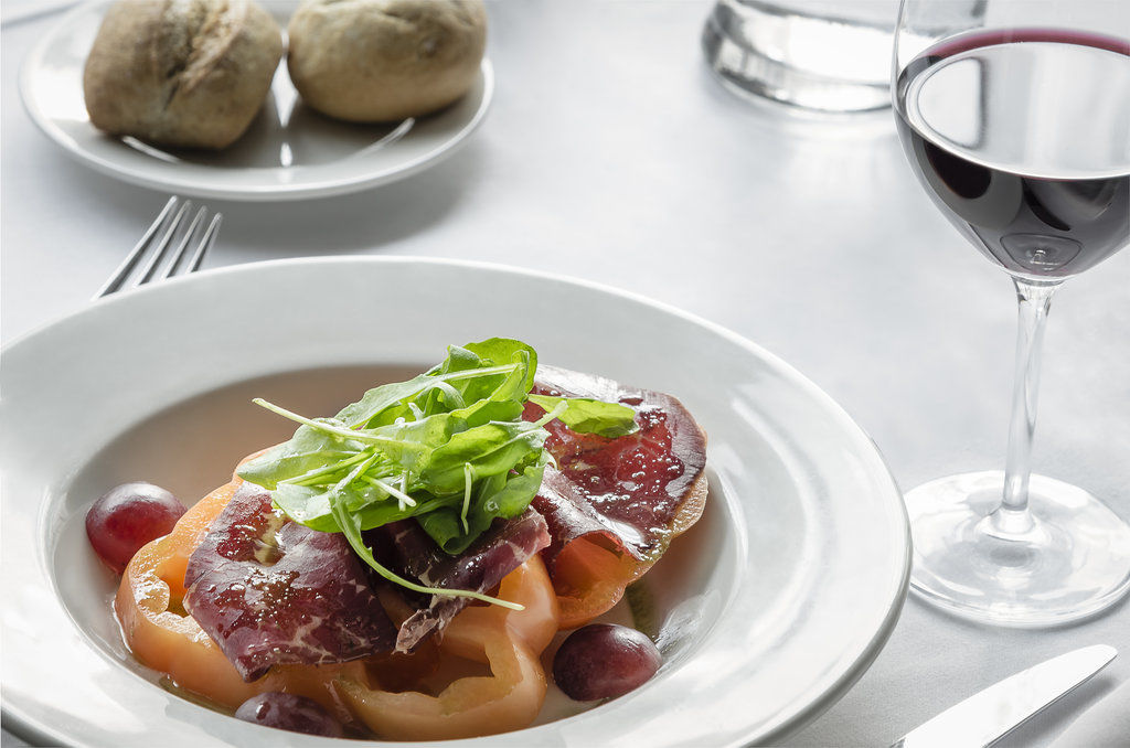 Eurostars Andorra Hotel Kültér fotó A plate of cured meat